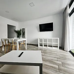 https://apartamentos-ciudad-jardn.in-canary-islands.com
